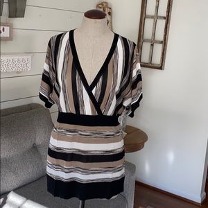 White House Black Market blouse large